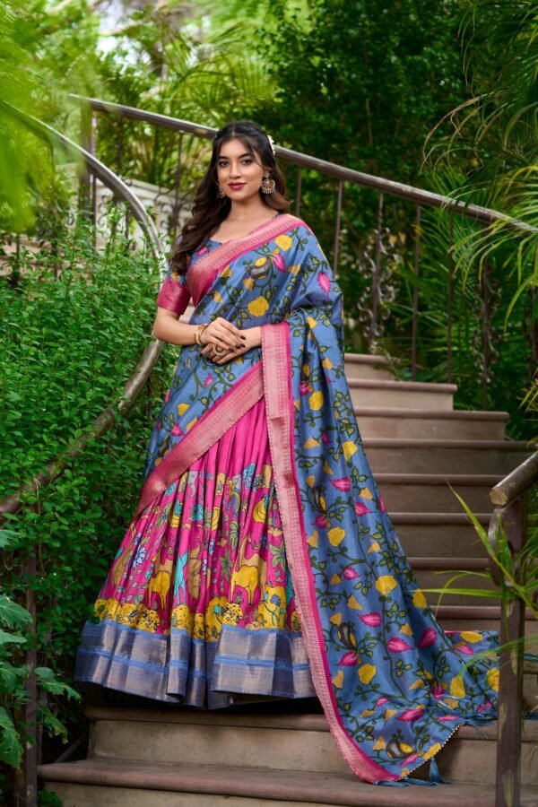 1222PNKMAIN.jpg Captivating Pink Kalamkari Ensemble South Indian Elegance
