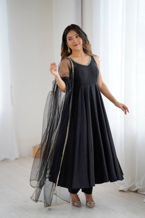Black Color Sleeveless Roman Silk Chanderi Anarkali Suit