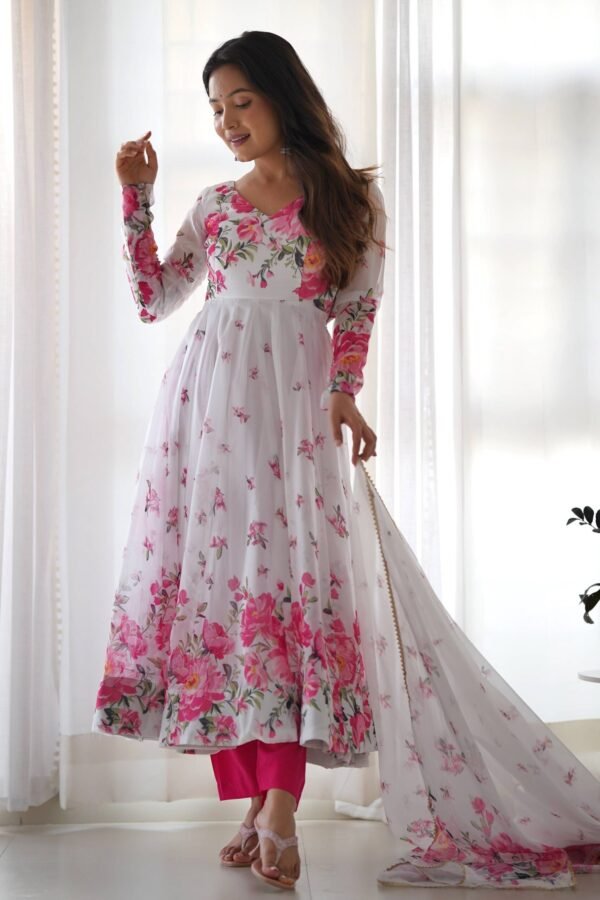 Get Ready to Turn Heads with this Elegant White Floral Print Anarkali Set