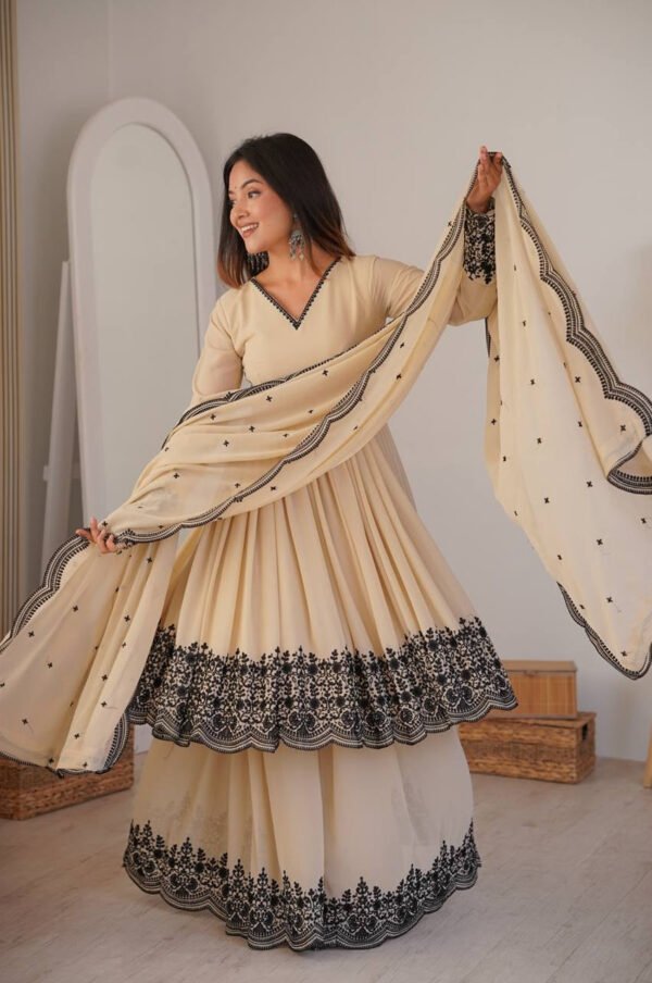 SP-71_4.jpg Neutral Vanilla Color Palazzo Suit