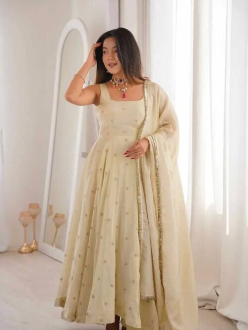SRK-5325_3.jpg Daisy White Cosmos Anarkali Gown Set